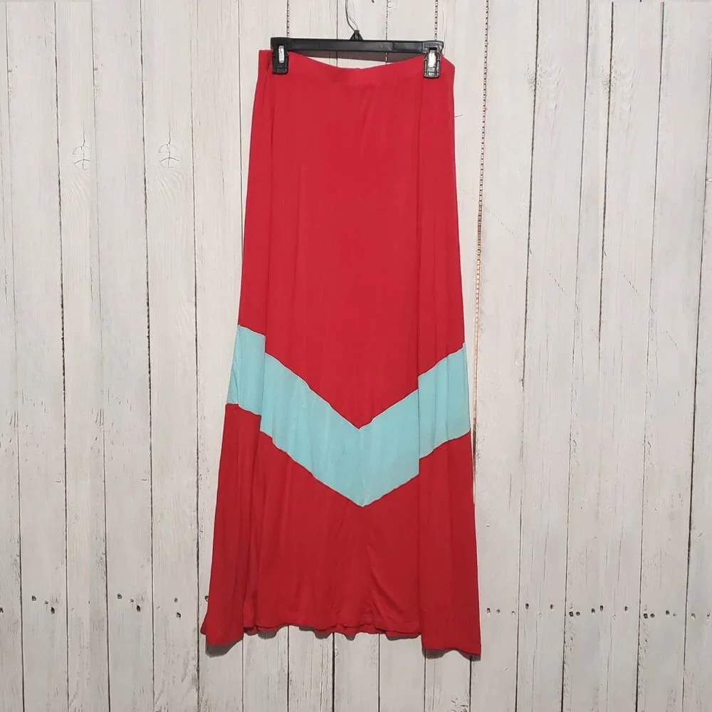 Women's L Maxi Skirt Red Chevron Jersey Knit Boho Festival Artsy Beach Indie Y2K